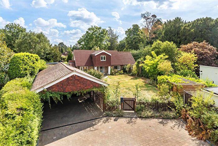 4 Bedroom Detached House For Sale In The Close, Wonersh, Guildford, Surrey, GU5