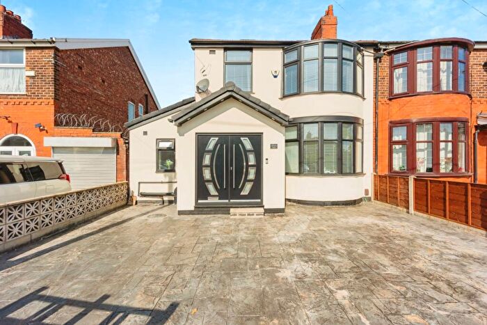 5 Bedroom Semi-Detached House For Sale In Kingsway, Manchester, Greater Manchester, M19