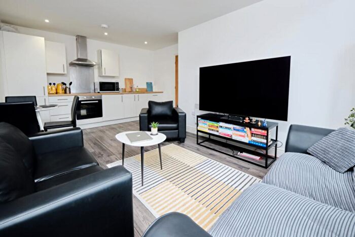 2 Bedroom Flat To Rent In Queens House, Queens Street, Sheffield, S1