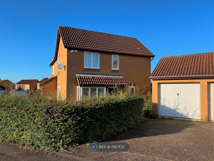 2 Bedroom Semi-Detached House To Rent In Bantock Close, Browns Wood, Milton Keynes, MK7