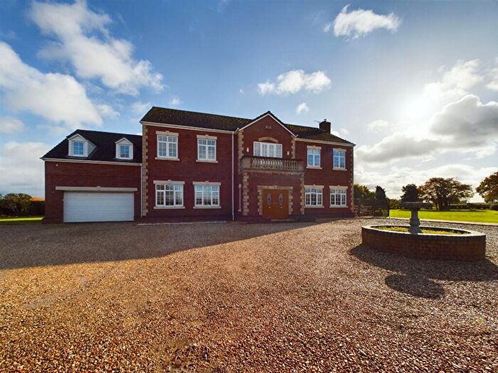 5 Bedroom Detached House For Sale In Hillock Lane, Gresford, LL12