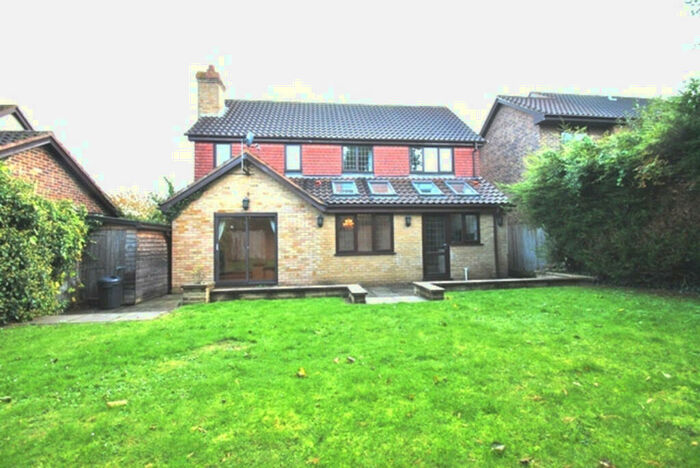 5 Bedroom Detached House To Rent In Berkeley, Letchworth Garden City, SG6