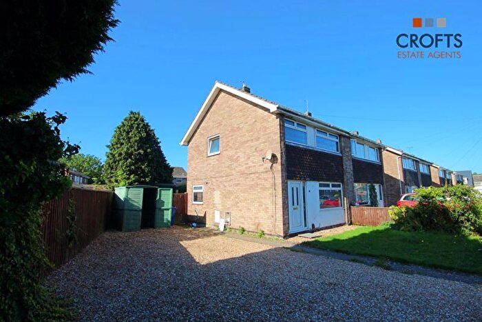 3 Bedroom Semi Detached House To Rent In Copse Close, Immingham, DN40