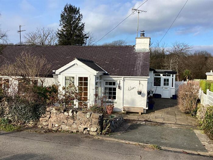 2 Bedroom Semi-Detached Bungalow For Sale In Bwlch, LL74