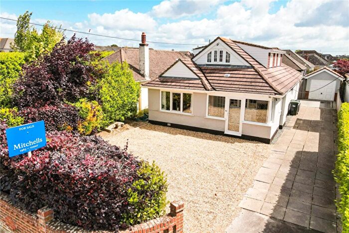 4 Bedroom Bungalow For Sale In Barton Lane, Barton On Sea, New Milton, Hampshire, BH25