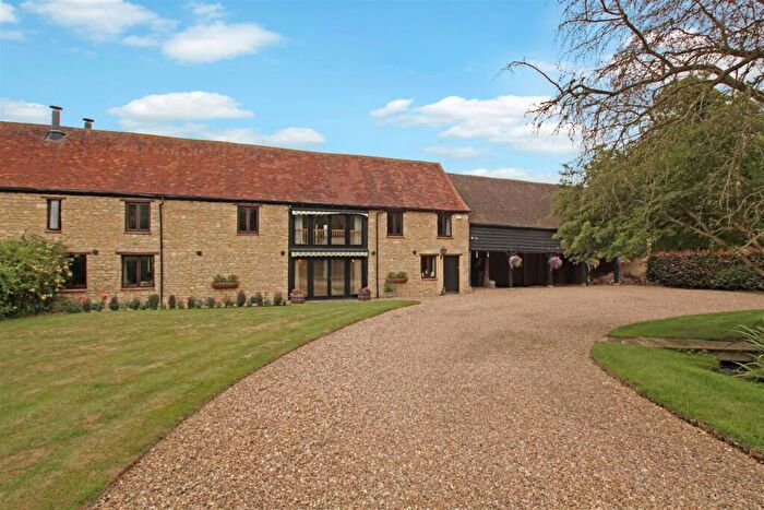 5 Bedroom Country House For Sale In Water Stratford Road, Finmere, Buckingham, MK18
