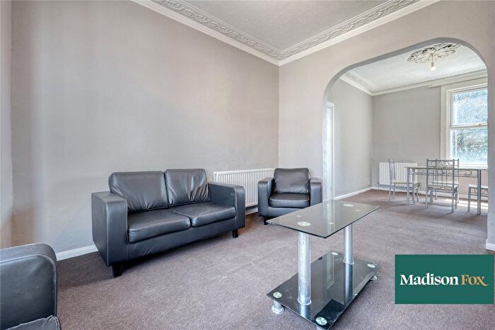 2 Bedroom Flat To Rent In Chobham Road, London, E15