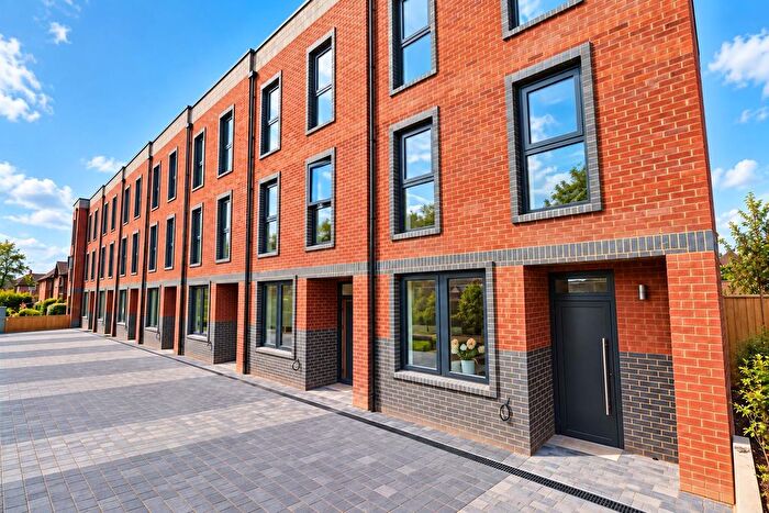 4 Bedroom Property For Sale In Aycliffe Road, Borehamwood, WD6