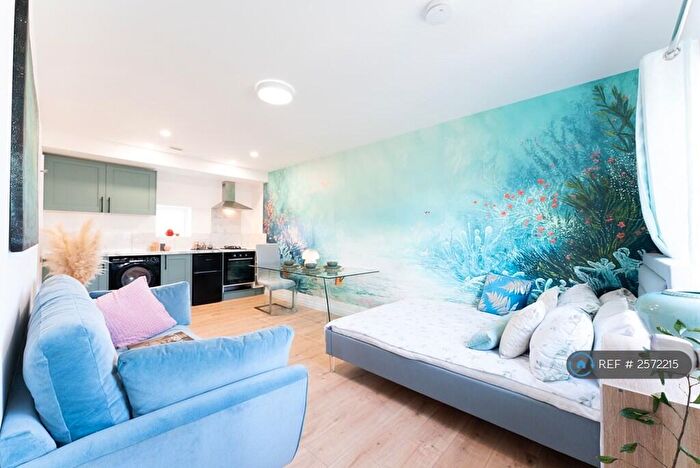 Studio To Rent In Chieftain Way, Cambridge, CB4