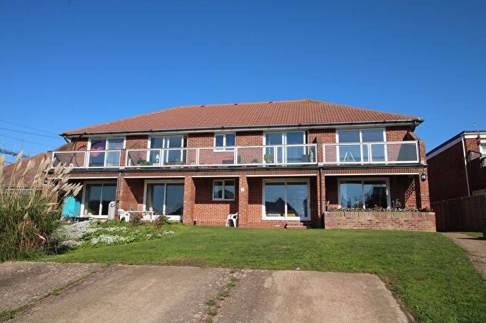 2 Bedroom Flat For Sale In Bembridge Drive, Hayling Island, PO11