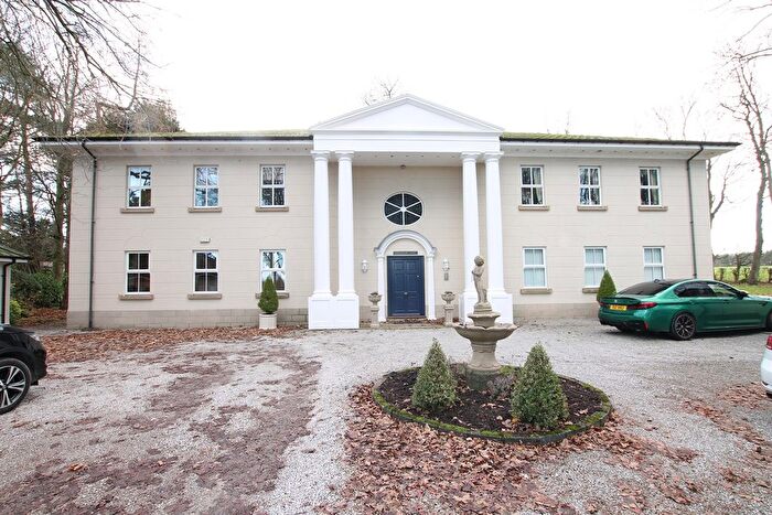 2 Bedroom Flat To Rent In Riplingham Court, HU10