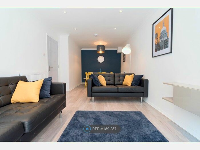 7 Bedroom Detached House To Rent In Burgess Road, Southampton, SO16