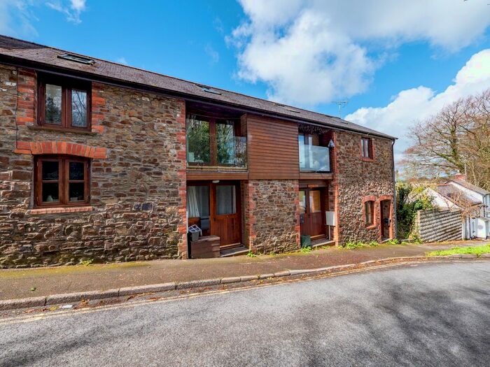 1 Bedroom Terraced House To Rent In Victoria Hill, Holsworthy, EX22