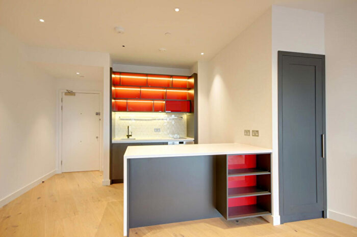 1 Bedroom Apartment To Rent In City Island, Grantham House, London, E14