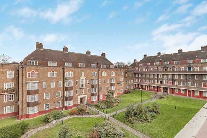 2 Bedroom Flat For Sale In Shipley House, Clapham, SW8
