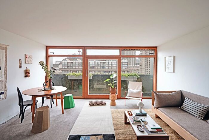 1 Bedroom Flat For Sale In John Trundle Court, London, EC2Y