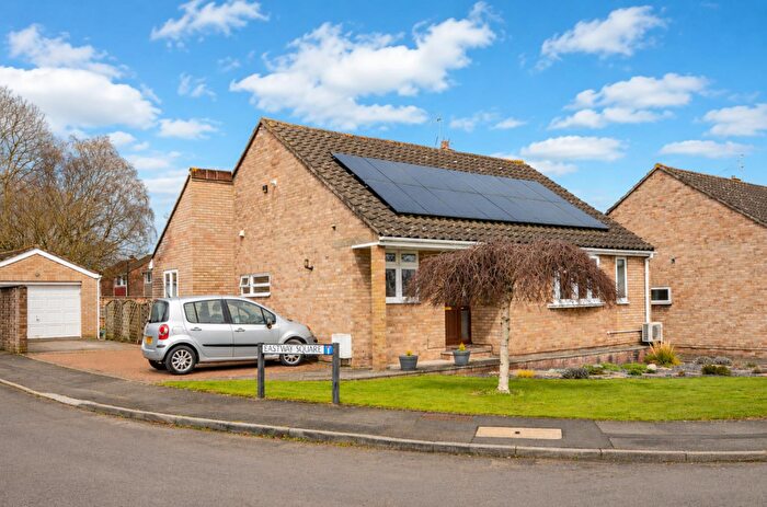 3 Bedroom Detached Bungalow For Sale In Eastway, Nailsea, BS48