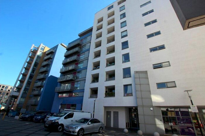 1 Bedroom Flat To Rent In California Building, Deals Gateway, London, SE13