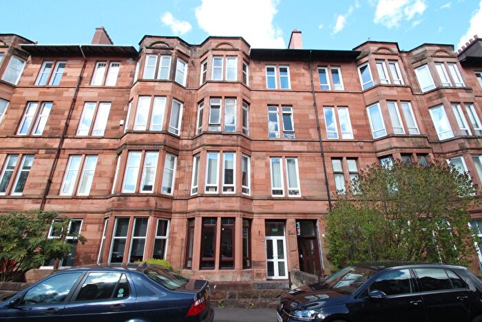 2 Bedroom Flat To Rent In Woodford Street, Glasgow, G41