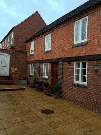 2 Bedroom Flat To Rent In Jenkins Court, Atherstone, CV9