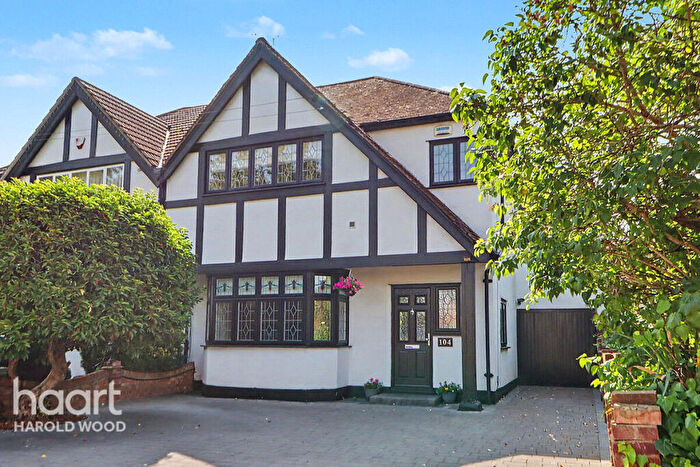 4 Bedroom Semi-Detached House For Sale In Squirrels Heath Road, Harold Wood, RM3