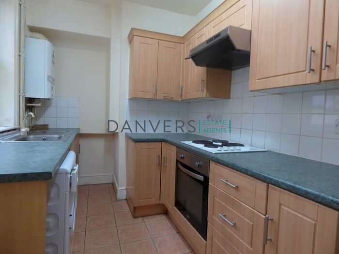 3 Bedroom Terraced House To Rent In Windermere Street, LE2