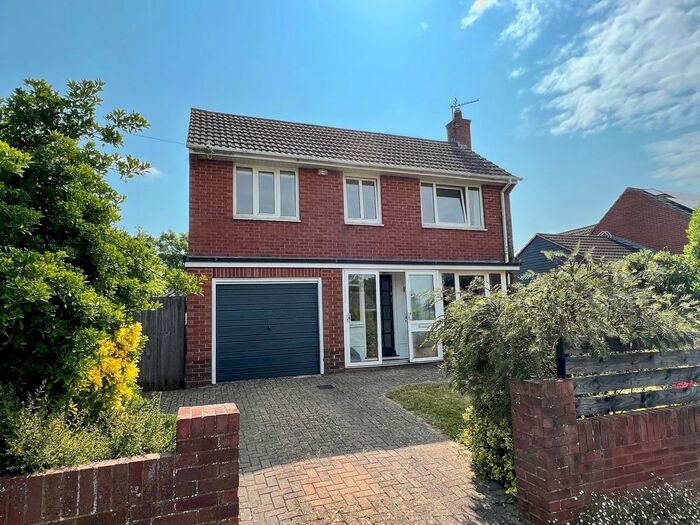 4 Bedroom Detached House To Rent In Capel Lane, Exmouth, EX8