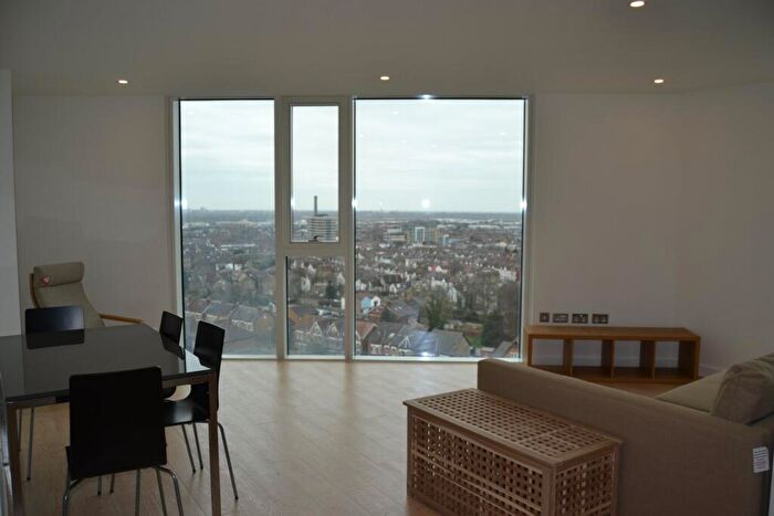2 Bedroom Apartment To Rent In Newgate Tower, Newgate, Croydon, CR0