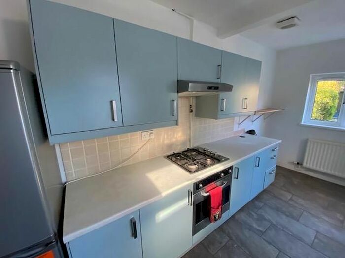 2 Bedroom Property To Rent In Maitland Street, Heath, Cardiff, CF14