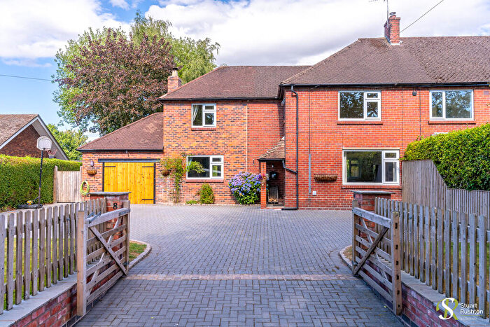 4 Bedroom Semi-Detached House To Rent In School Lane, Smallwood, CW11