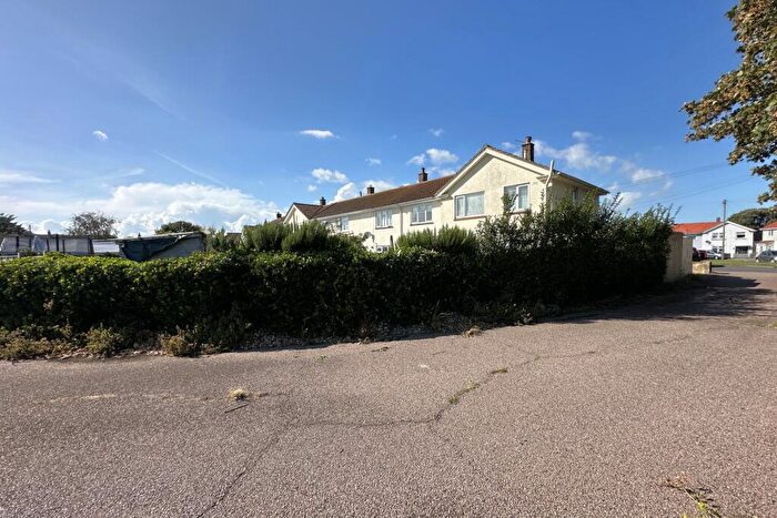 2 Bedroom End Of Terrace House For Sale In Canute Road, Deal, CT14
