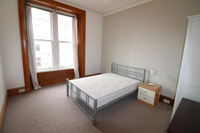 2 Bedroom Flat To Rent In Rosemount Viaduct, Aberdeen, AB25