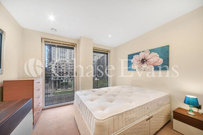 3 Bedroom Flat To Rent In Indescon Square, Canary Wharf, London, E14