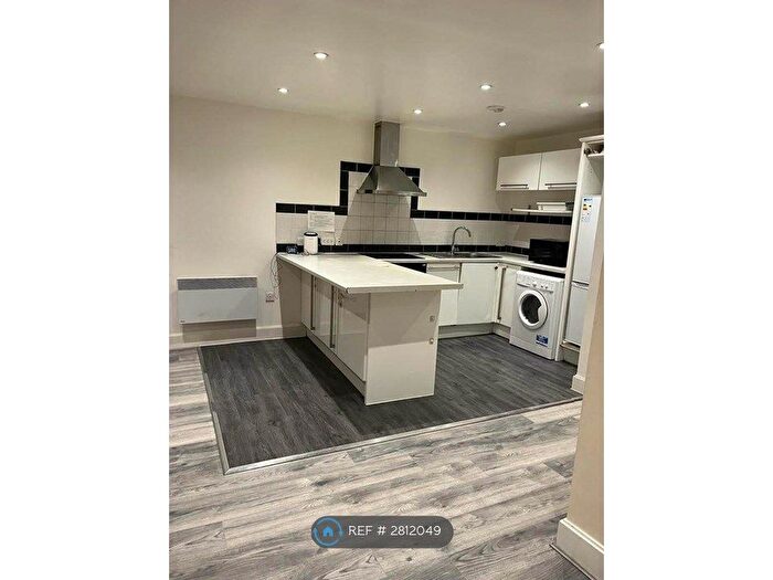 2 Bedroom Flat To Rent In Stafford Road, Wallington, SM6