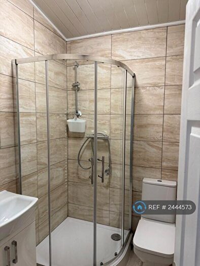 4 Bedroom Terraced House To Rent In St John's Road, Gillingham, ME7