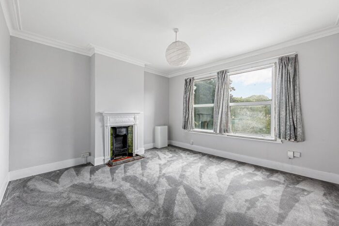 1 Bedroom Flat To Rent In South Ealing Road, London, W5