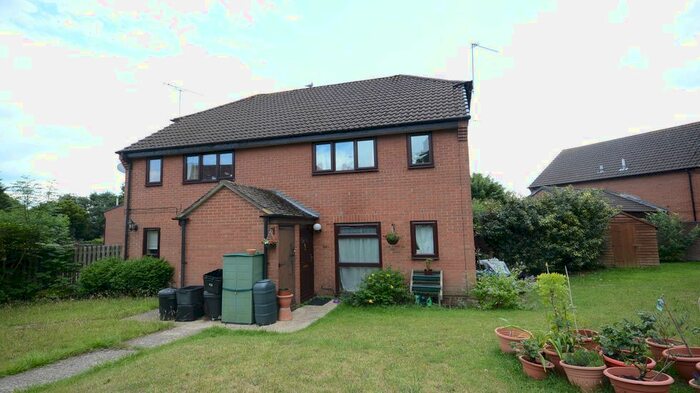 1 Bedroom Maisonette To Rent In Cannock Way, Lower Earley, Reading, RG6