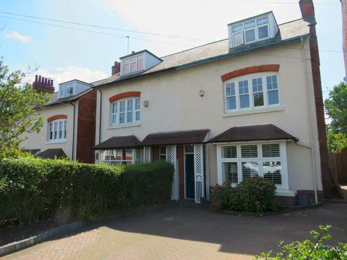 5 Bedroom Semi-Detached House To Rent In Lightwoods Hill, Smethwick, B67