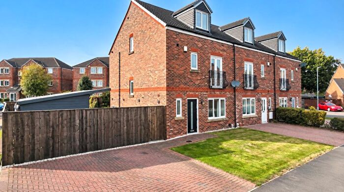 4 Bedroom Semi-detached House For Sale In Monksfield, Billingham, TS23