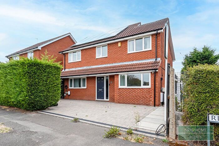 4 Bedroom Detached House For Sale In Colston Gate, Cotgrave, Nottingham, NG12