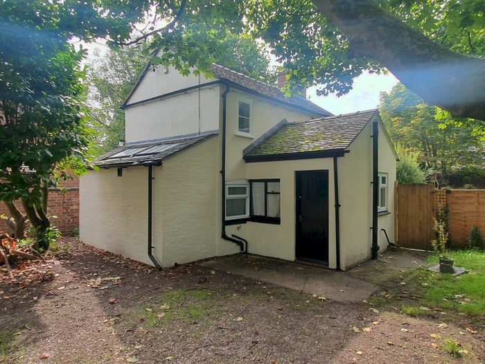 2 Bedroom Cottage To Rent In The Green, Audlem, Crewe, CW3