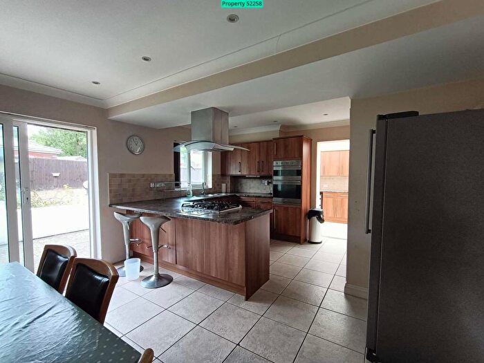 3 Bedroom Semi-Detached House To Rent In Antelope Way, Cambridge, CB1