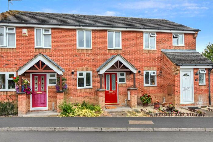 2 Bedroom Terraced House To Rent In Mendip Heights, Didcot, OX11