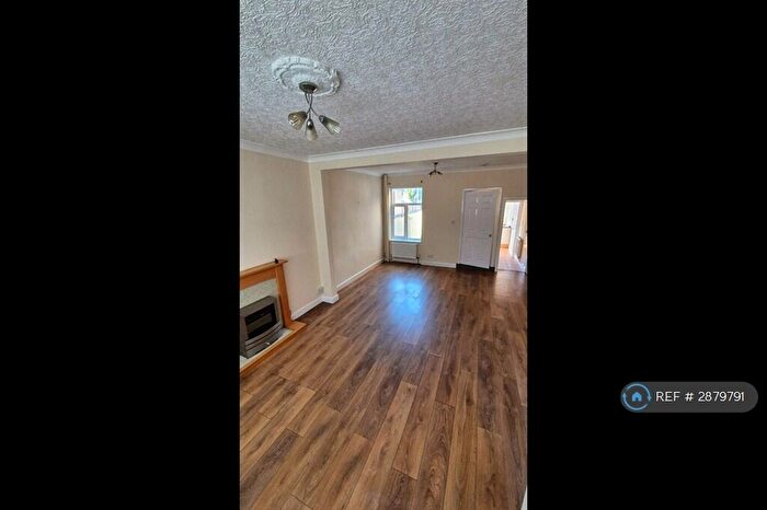 2 Bedroom Terraced House To Rent In Buller St, Grimsby, DN32
