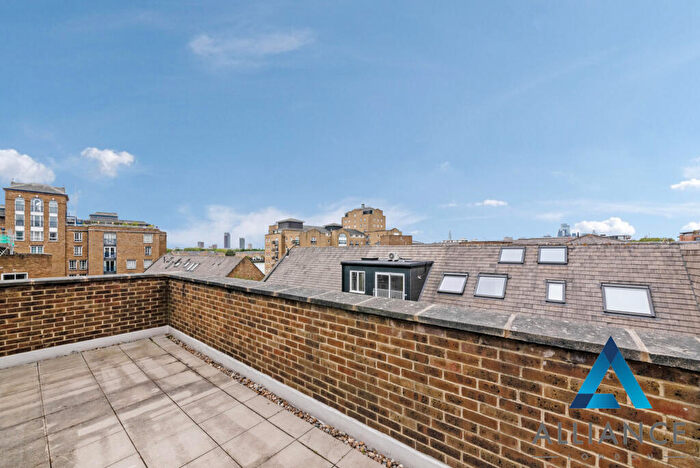 1 Bedroom Flat To Rent In Lamb Court, Narrow Street, London, E14