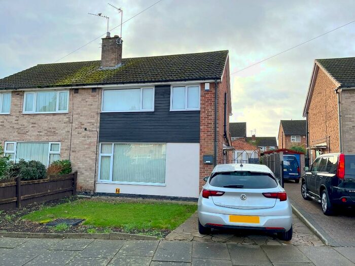 3 Bedroom Semi-Detached House To Rent In Ramsbury Road, Leicester, Leicestershire, LE2