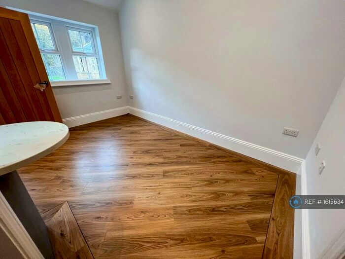 1 Bedroom Bungalow To Rent In Mulberry Green, Rossendale, BB4