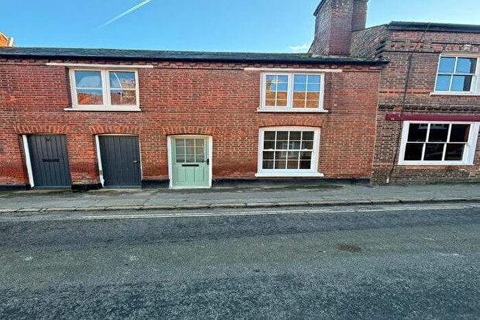 2 Bedroom Terraced House To Rent In Church Street, Great Missenden, HP16