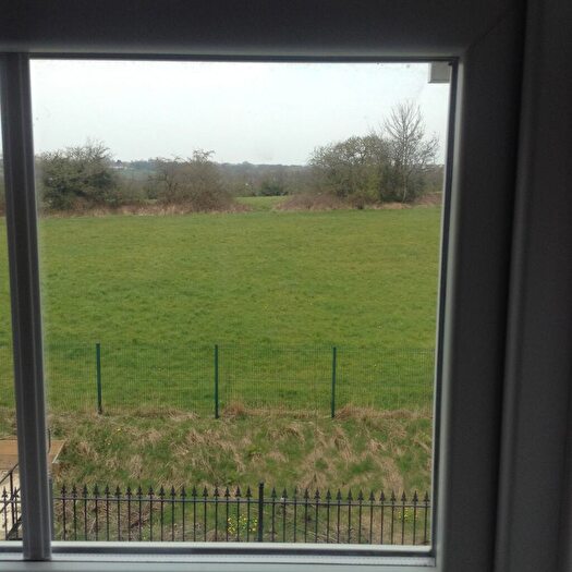 2 Bedroom Terraced House For Sale In Collingwood Close, Hazel Grove, Stockport, SK7