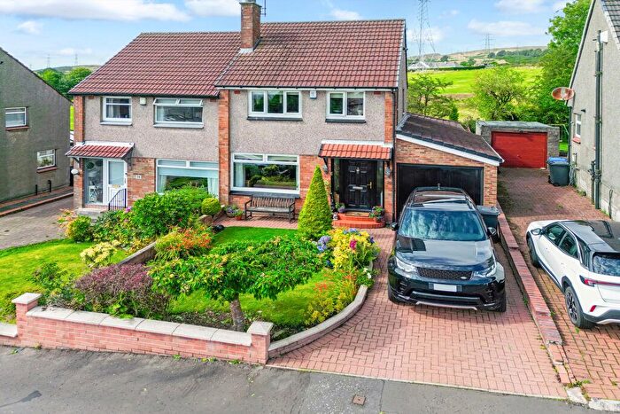 3 Bedroom Semi-Detached House For Sale In Duncombe Avenue, Clydebank, G81